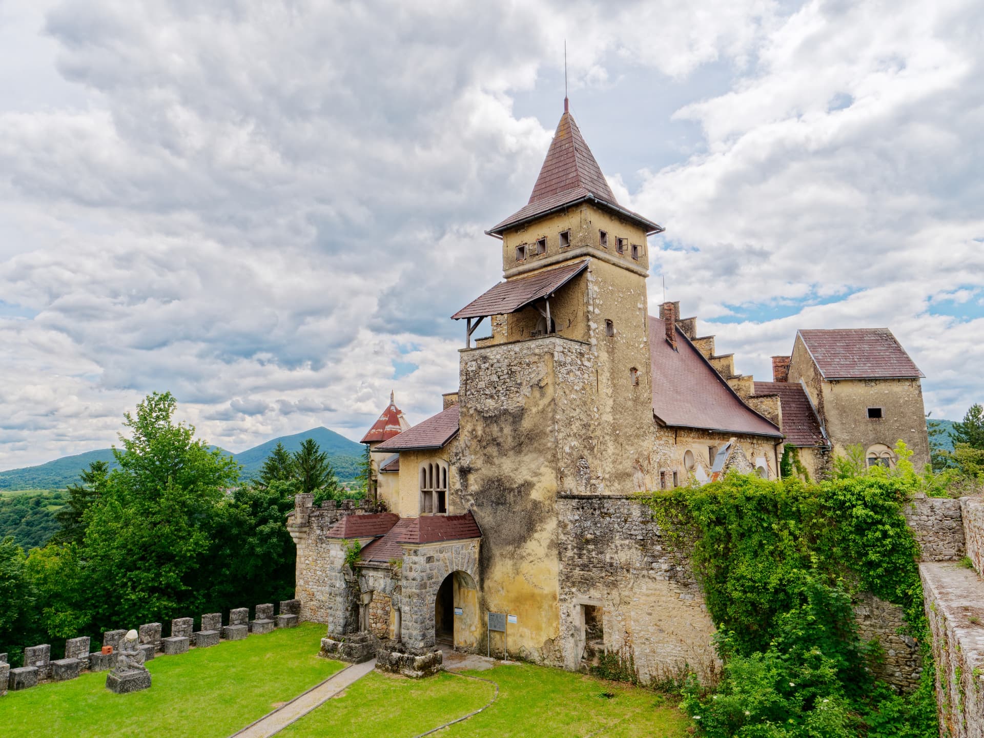 Forteresse d'Ostrožac
